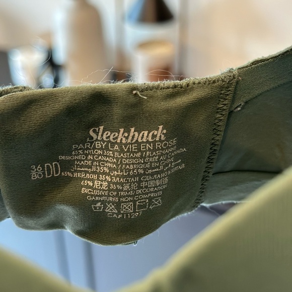 La Vie en Rose Bra - Sleekback - Picture 3 of 3